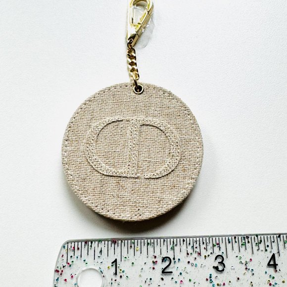 3229 DIOR EXCLUSIVE GIFT COMPACT MIRROR BAG CHARM MAKEUP MIRROR - Picture 6 of 10